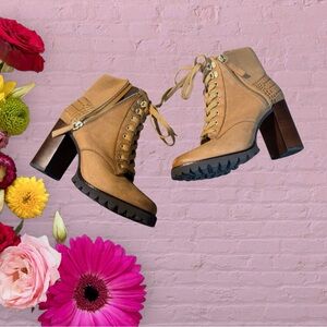 Gibson Latimer Felisa Tan Combat Boots Lace-Up Ankle Boots Booties